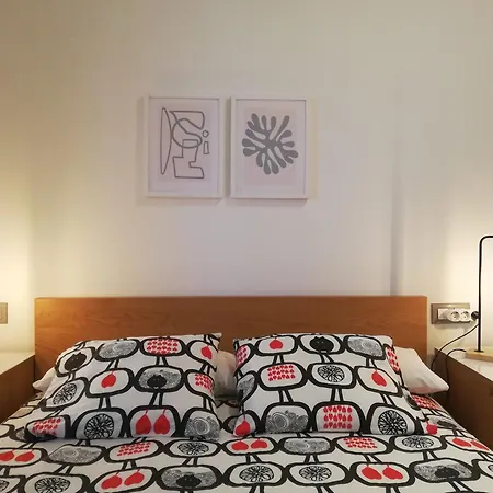 Surf And Art Parking Gratuito Vut2216as